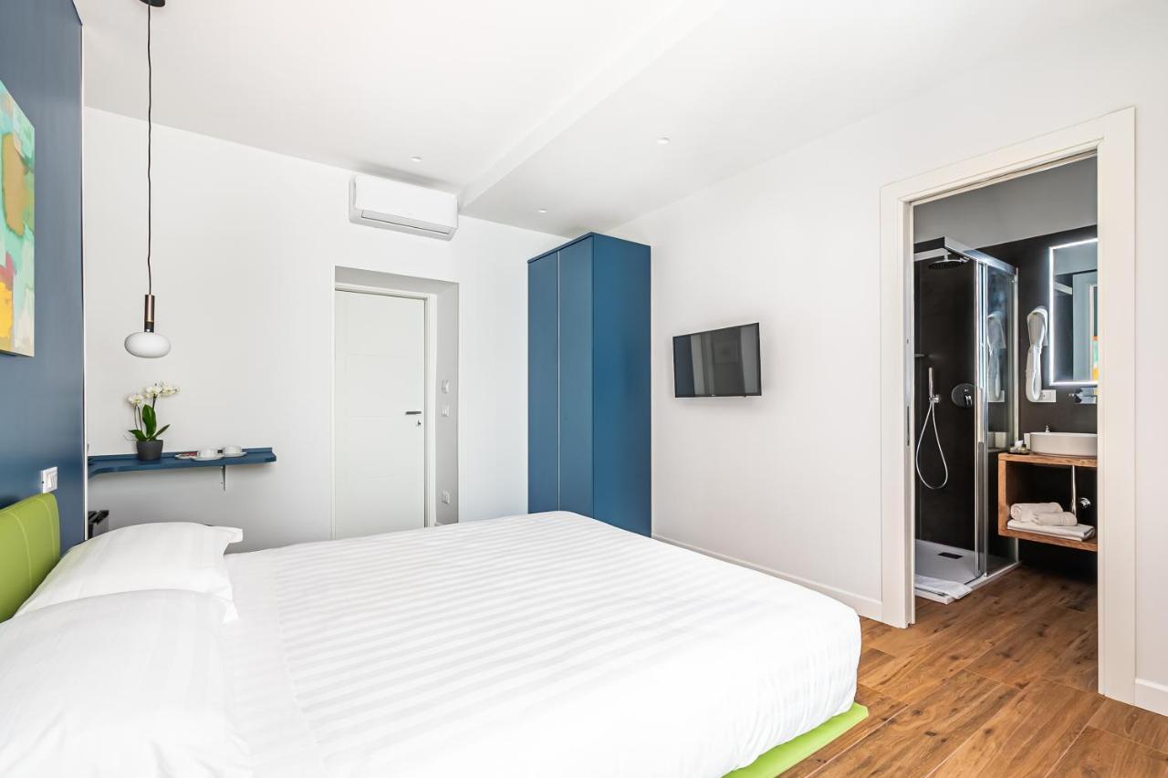 Briseide Boutique Rooms Colosseum Roma Exterior foto